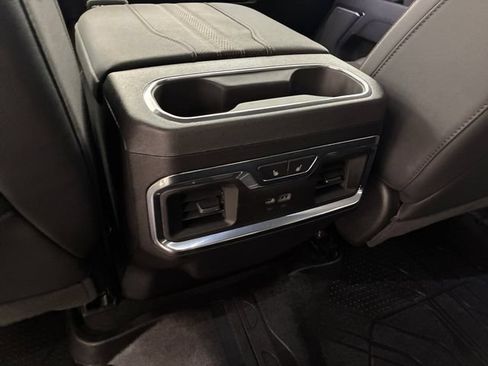 Certified 2026 Chevrolet Silverado 1500 High Country AWD/4WD image 19