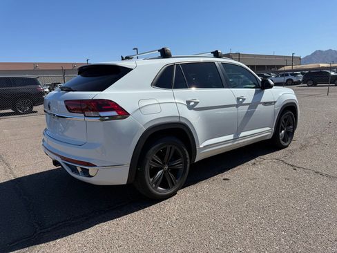 Used 2021 Volkswagen Atlas Cross Sport SE w/ V6 Towing Package FWD image 5