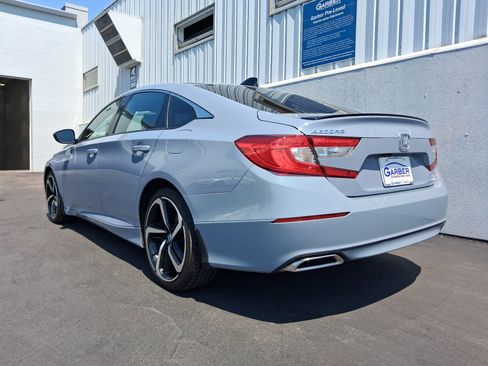 Used 2022 Honda Accord Sport image 3