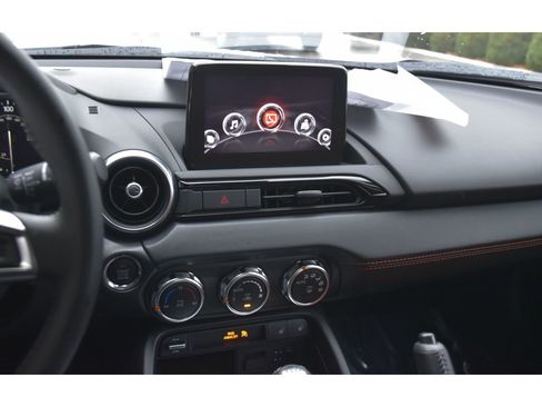 Used 2023 MAZDA MX-5 Miata Grand Touring w/ Weather Package image 15