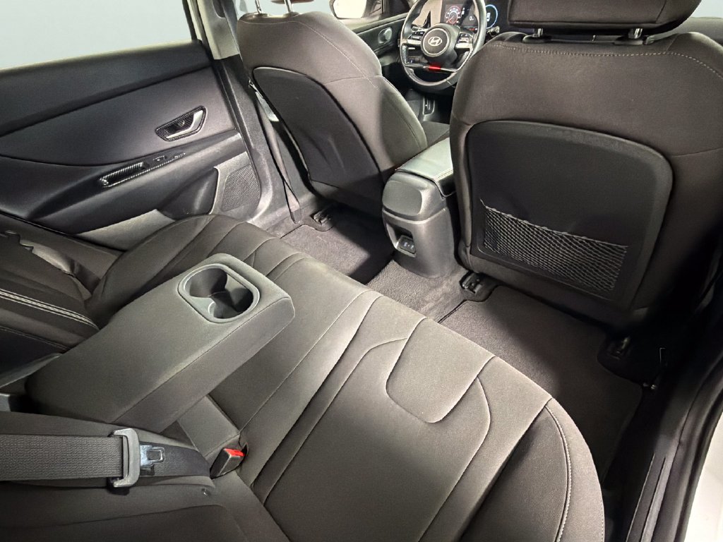 Used 2024 Hyundai Elantra SEL w/ Convenience Package FWD image 30