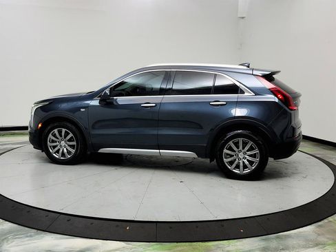 Used 2019 Cadillac XT4 Premium Luxury w/ Cold Weather Package FWD image 8