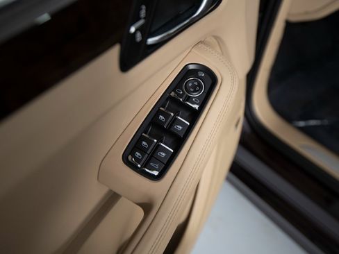 Certified 2024 Porsche Macan S image 20