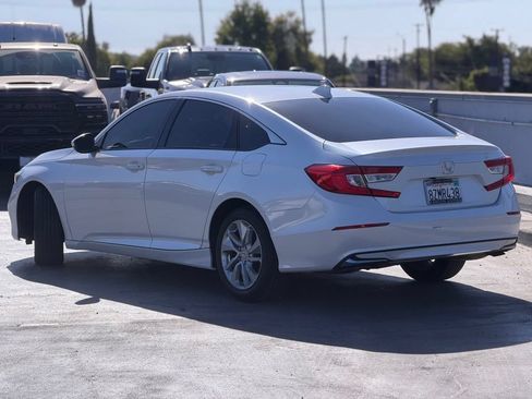 Used 2020 Honda Accord LX image 3