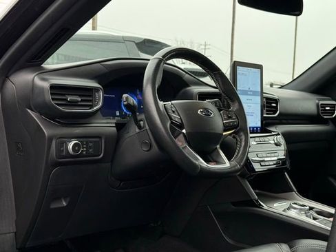 Used 2022 Ford Explorer ST w/ Equipment Group 401A image 14