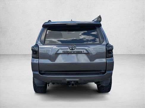 Used 2022 Toyota 4Runner SR5 Premium w/ Moonroof Package image 6