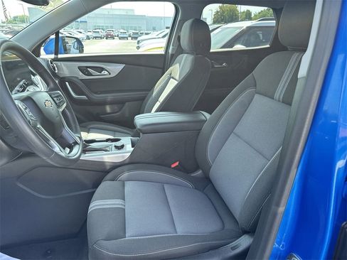 Used 2025 Chevrolet Blazer LT w/ Driver Confidence Package image 17