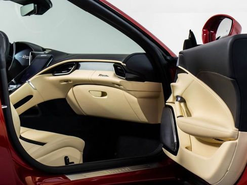 Certified 2024 Ferrari Roma Spider image 46