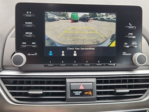 Used 2019 Honda Accord LX image 14