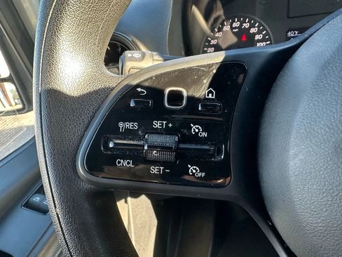 Used 2021 Mercedes-Benz Sprinter 3500 image 31