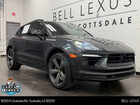 Used 2022 Porsche Macan S AWD/4WD image 1