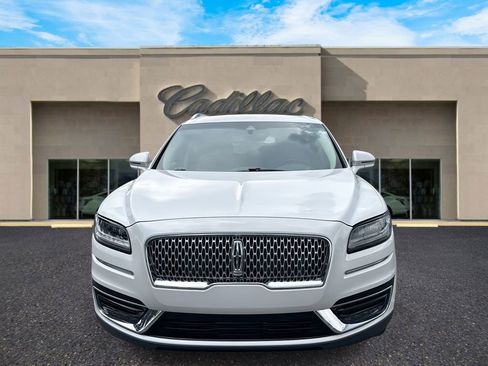 Used 2019 Lincoln Nautilus Select image 8