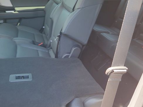 New 2025 Ford Expedition Active image 21