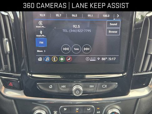 Used 2024 Chevrolet Traverse LT FWD image 17