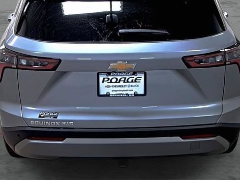 New 2026 Chevrolet Equinox LT w/ Convenience Package II image 11