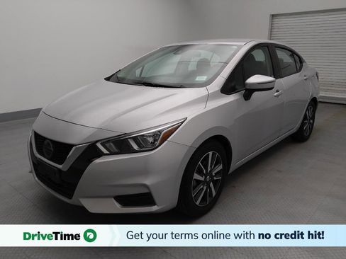 Used 2021 Nissan Versa SV image 1