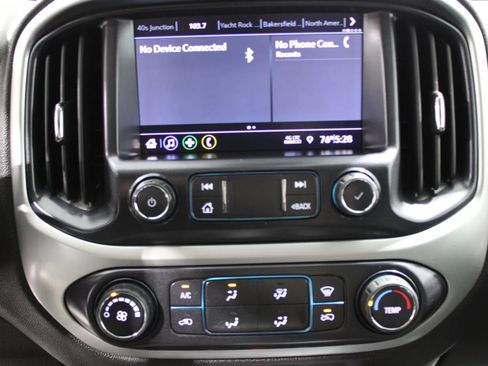 Used 2022 Chevrolet Colorado LT w/ Fleet Safety Package AWD/4WD image 38