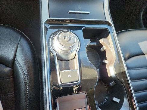 Used 2019 Ford Edge SEL w/ Equipment Group 201A image 15