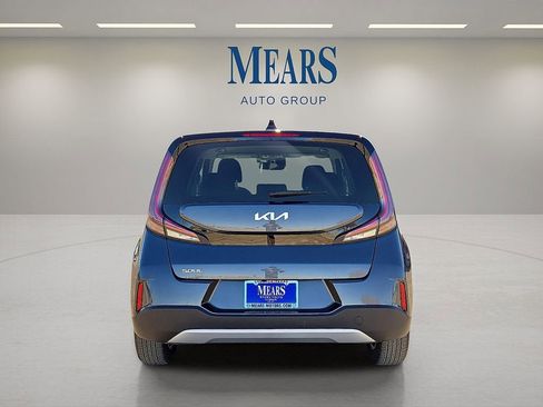 Used 2024 Kia Soul LX w/ Option Group 015 image 4