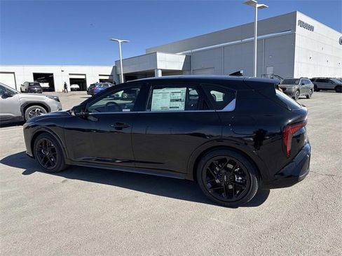 New 2026 Kia K4 GT-Line Turbo image 8