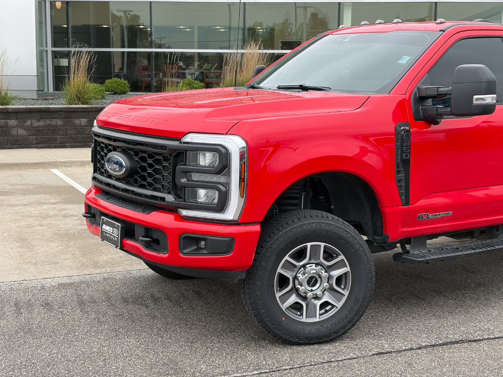Used 2024 Ford F350 XL w/ STX Appearance Package AWD/4WD image 2