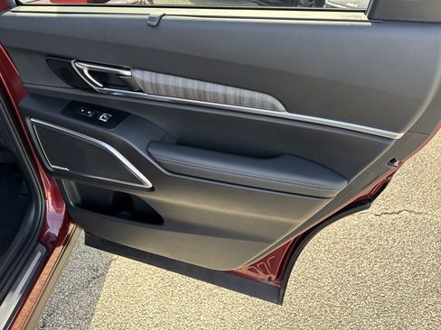 Certified 2024 Kia Telluride SX Prestige image 16