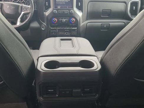 Certified 2021 Chevrolet Silverado 1500 LT Trail Boss w/ Convenience Package II AWD/4WD image 24