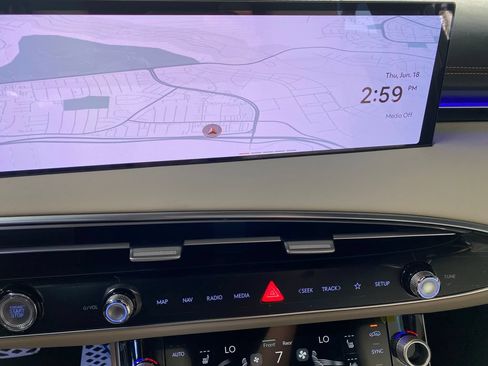 New 2026 Genesis GV70 3.5T Sport Prestige AWD/4WD image 16