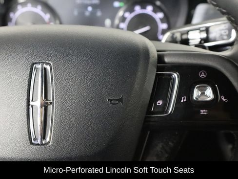 Used 2022 Lincoln Corsair FWD w/ Equipment Group 101A image 10