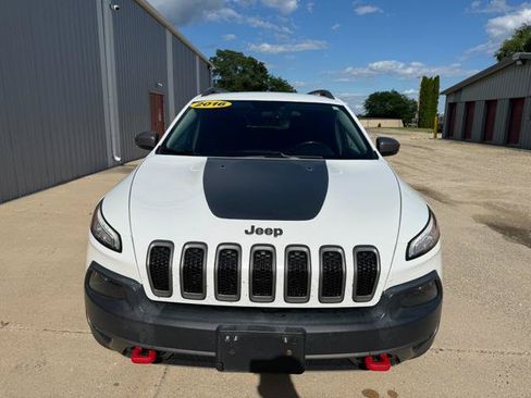 Used 2016 Jeep Cherokee Trailhawk w/ Leather Interior Group AWD/4WD image 4