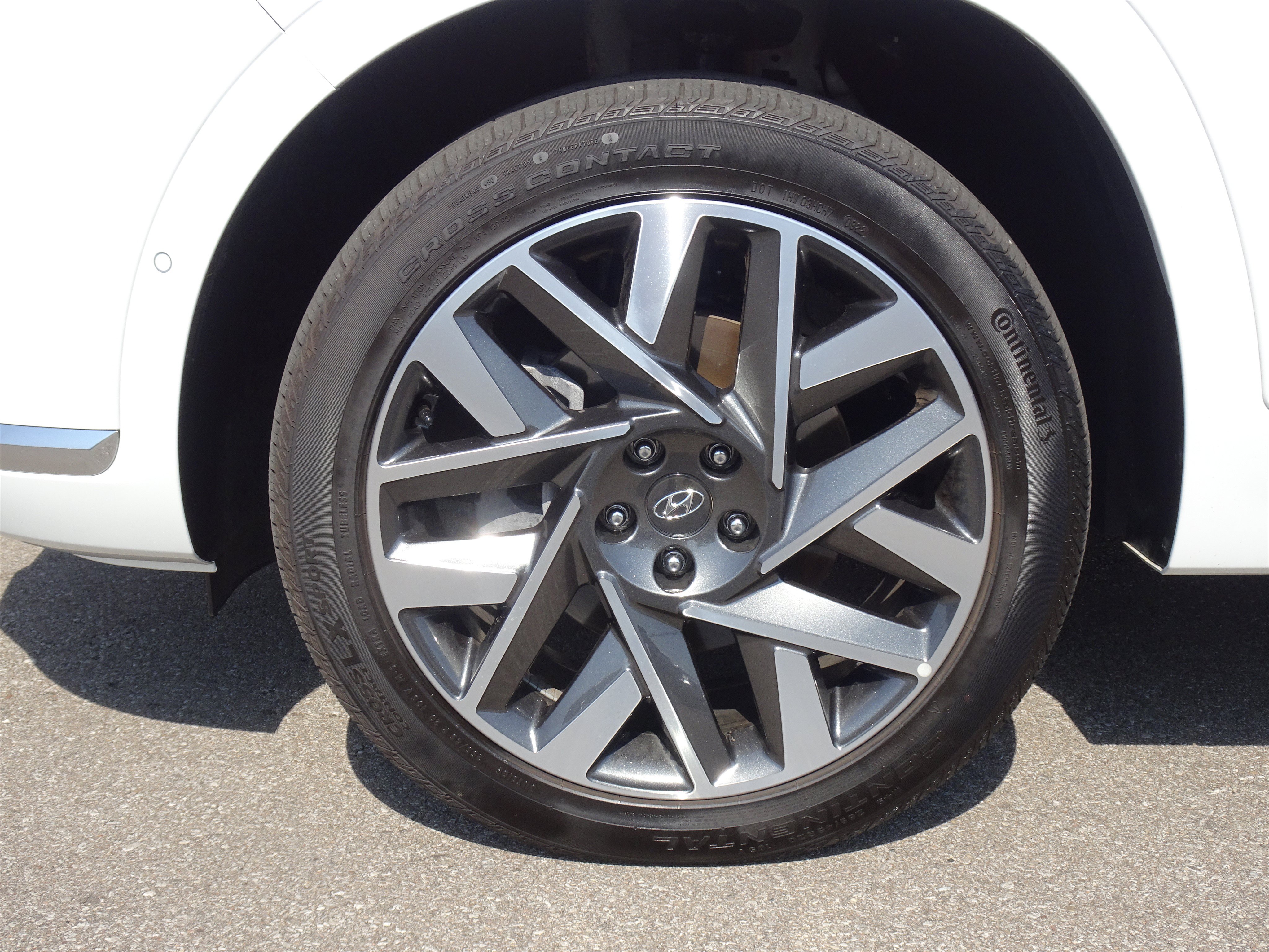 Used 2023 Hyundai Santa Fe Calligraphy AWD/4WD image 28