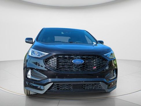 Used 2022 Ford Edge ST w/ Equipment Group 401A AWD/4WD image 2