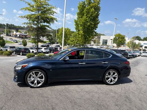 Used 2017 INFINITI Q70 3.7 w/ Sport Package RWD image 7