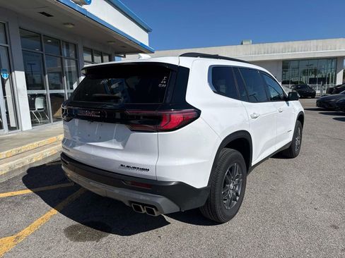 Used 2025 GMC Acadia Elevation image 7