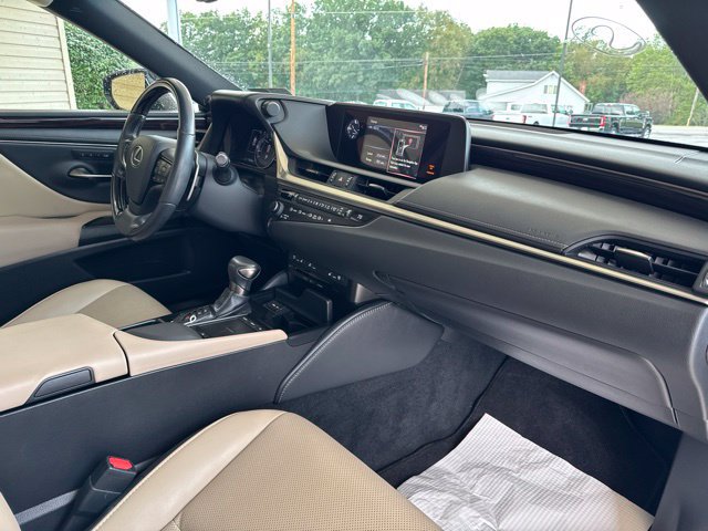 Used 2019 Lexus ES 350 w/ Premium Package FWD image 26
