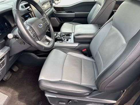 Used 2022 Ford F150 Lightning Lariat w/ Equipment Group 511A High AWD/4WD image 18