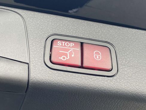 Certified 2025 Mercedes-Benz GLB 250 GLB 250 image 11