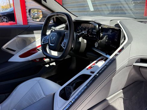 Used 2023 Chevrolet Corvette Stingray Preferred Conv w/ 2LT image 22