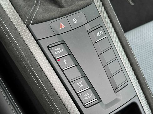 Used 2025 Porsche 718 Boxster Spyder RS image 20