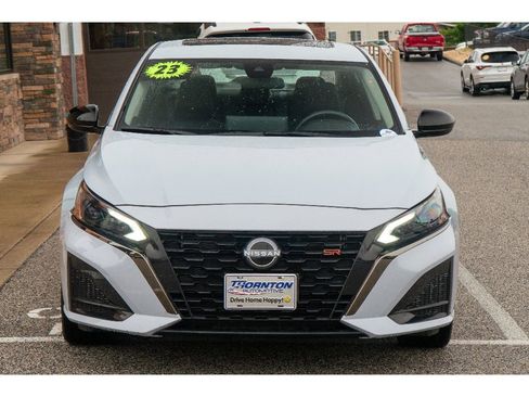 Used 2023 Nissan Altima 2.5 SR w/ SR Premium Package AWD/4WD image 8