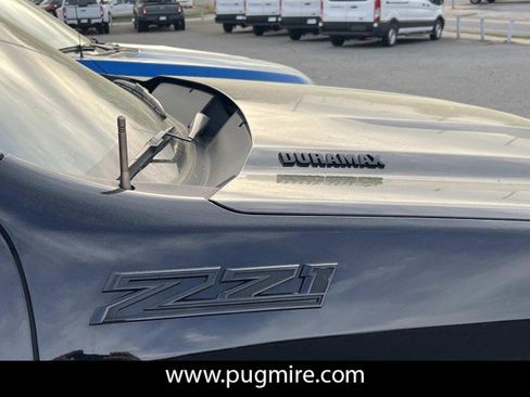 Used 2022 Chevrolet Silverado 1500 RST w/ LPO, Blackout Package image 7