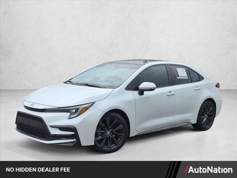 Used 2023 Toyota Corolla XSE FWD image 1