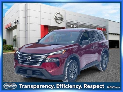 Certified 2025 Nissan Rogue S image 4