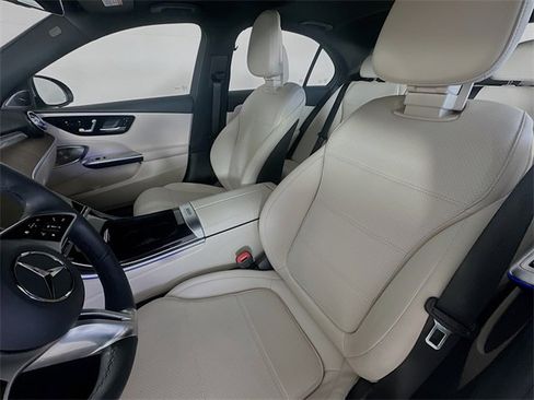 Certified 2025 Mercedes-Benz C 300 4MATIC Sedan image 21