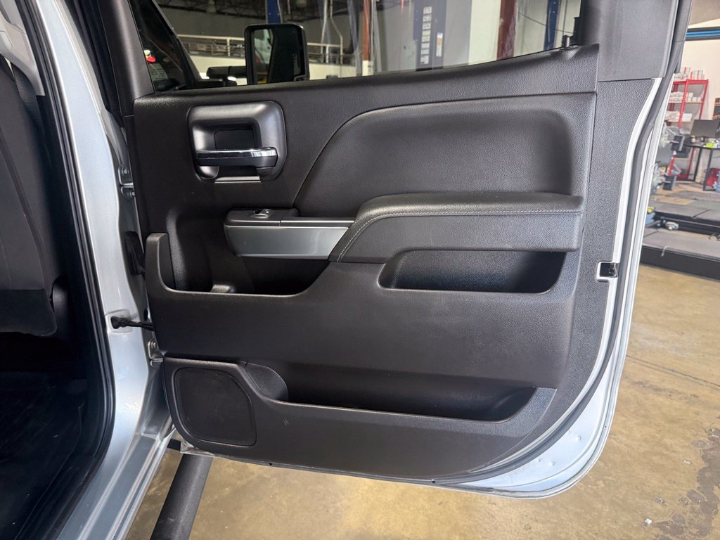 Used 2019 Chevrolet Silverado 2500 LT w/ LT Convenience Package AWD/4WD image 47