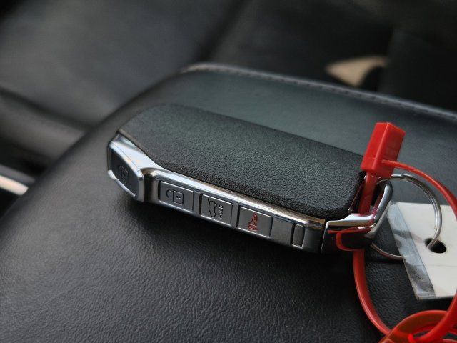 Used 2021 Kia Telluride S FWD image 32