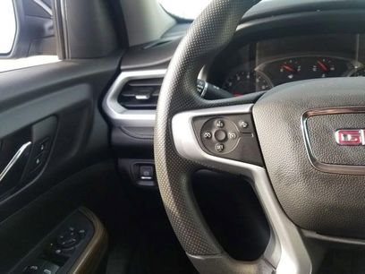 Certified 2023 GMC Acadia SLE w/ Driver Convenience Package