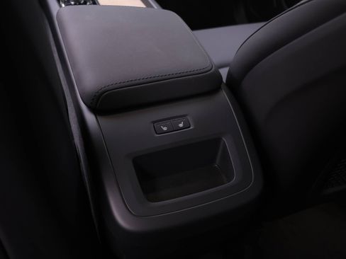 New 2026 Volvo XC60 B5 Plus w/ Protection Package Premier image 15