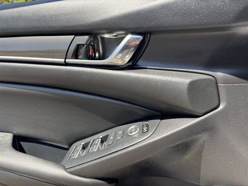 Used 2022 Honda Accord Sport image 21