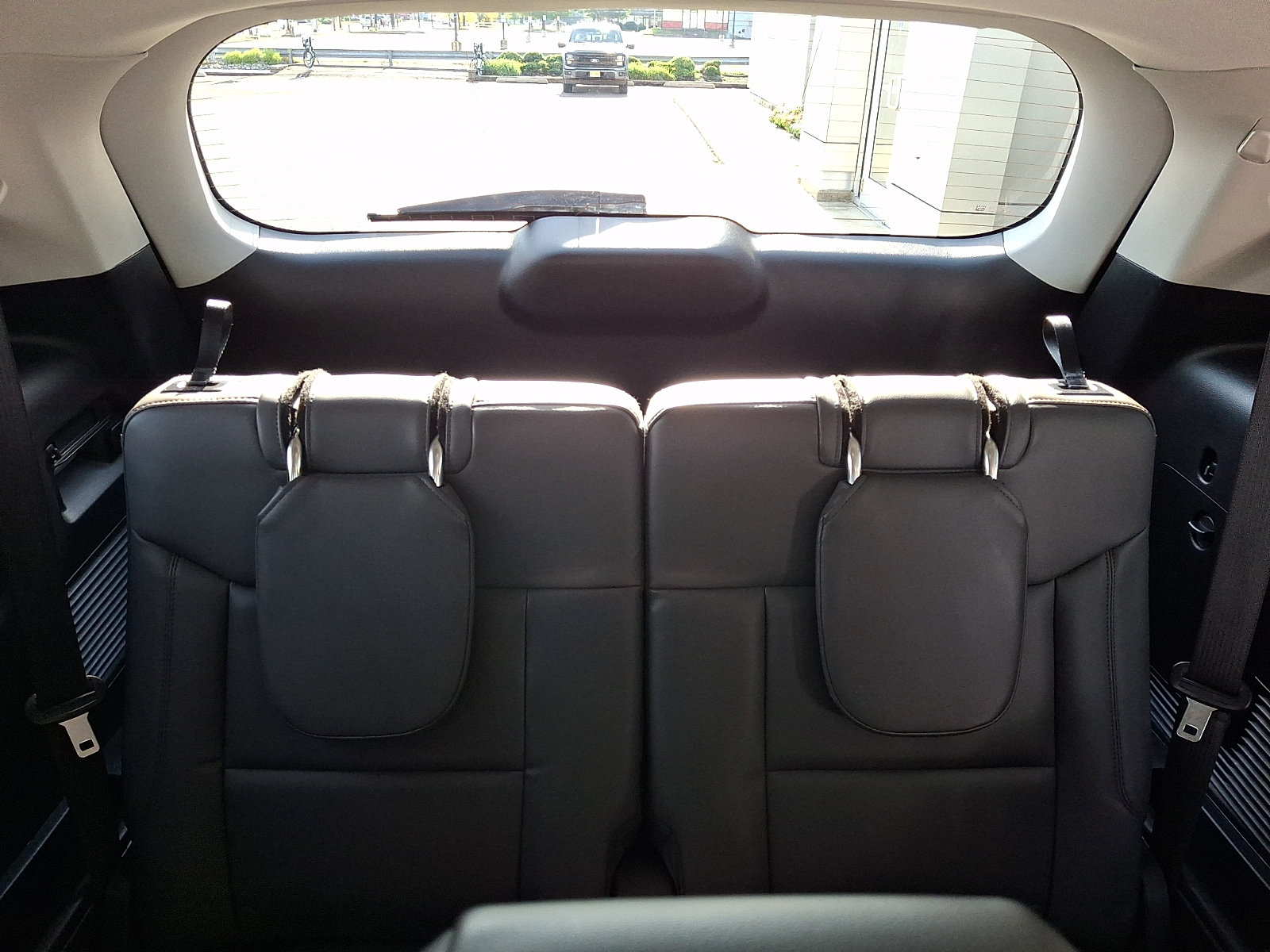 Used 2025 Ford Explorer Active w/ Active Comfort Package AWD/4WD image 13